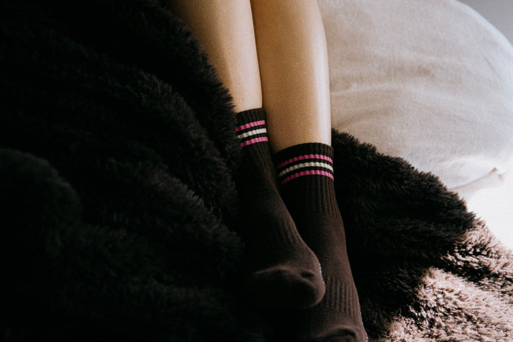 Neapolitan - Mid Rise Crew Grip Socks